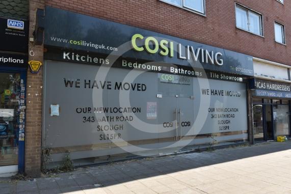 398 Farnham Road, Slough, SL2 IJDAn application has been submitted for an alcohol licence for a new restaurant, Kulcha Express, at 398 Farnham Road, Slough. 