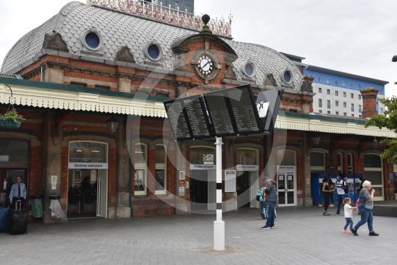 Slough train station forecourt - main entrance