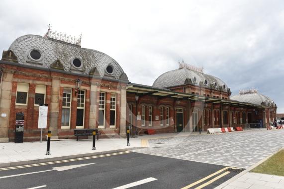 Slough train station forecourt - Northern Forecourt entrance