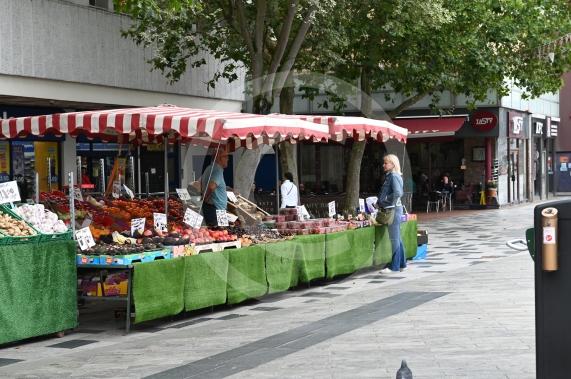 High St, Slough General View