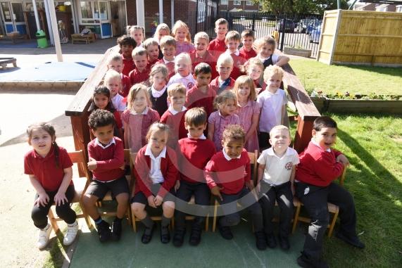 Diamond and Garnet Reception ClassesHomer First School, Testwood Road, Windsor.