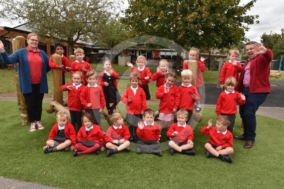 Marlow CE Infant School                            Sandygate Road, Marlow                2 classesMrs Merchant, Mr Creese. Bee Class