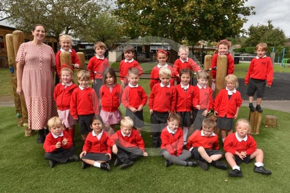 Marlow CE Infant School                            Sandygate Road, Marlow                2 classesMrs Madziwa. Ant Class