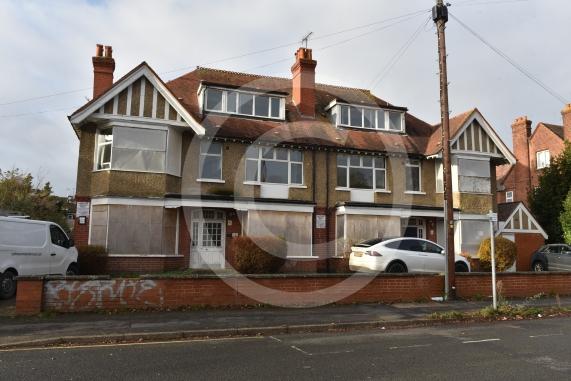 A new assisted living and care facility will set up in Slough if the council agree &ndash; providing 32 flats for older people.22-24 Lansdowne Avenue, Slough