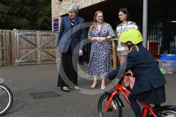 Braywick Court School has concerns about road safety on Hibbert Road, Bray. Theresa May MP is visiting the school to discuss this further and to meet some of the pupils. Headteacher Michelle Robertson