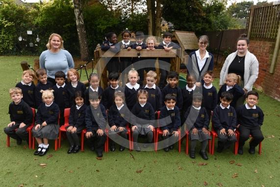 FIRST CLASS Boyne Hill CE Infant & Nursery SchoolRutland RoadMaidenheadSL6 4HZ 2 classesOak Class, Mrs Daukszewicz, Mrs Hastings, Miss Haines