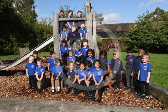 FIRST CLASS Hilltop First SchoolClewer Hill Road Windsor SL4 4DW 1 class