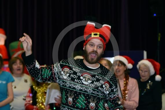 Maidenhead's Christmas Market & Christmas lights switch-on, Maidenhead Town Hall. TUNELESS CHOIR