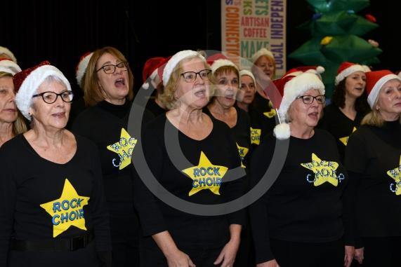 Maidenhead's Christmas Market & Christmas lights switch-on, Maidenhead Town Hall. ROCK CHOIR