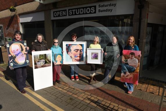 124 Studios, 30 Nicholsons Centre, King Street, Maidenhead SL6 1LLThere is an open studio event being held in a few weeks where the artists will showcase their artwork. 