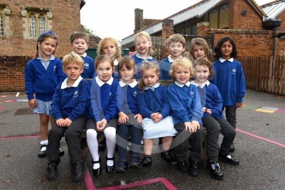 HENLEY - FIRST CLASS - EWELMEEwelme Church of England Primary SchoolHigh St, Ewelme, Wallingford OX10 6HUCHAUCER CLASS10.9.25