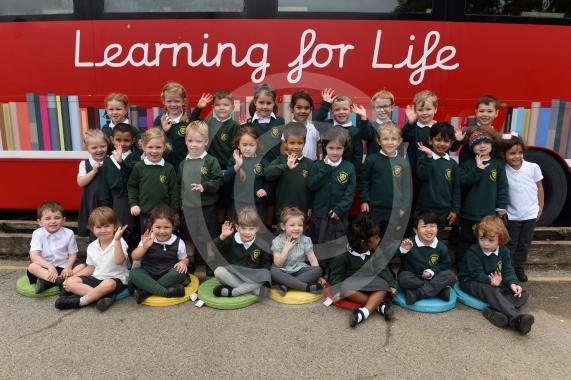 FIRST CLASSCAVERSHAM PRIMARY2 CLASSES - DUCKS CLASS