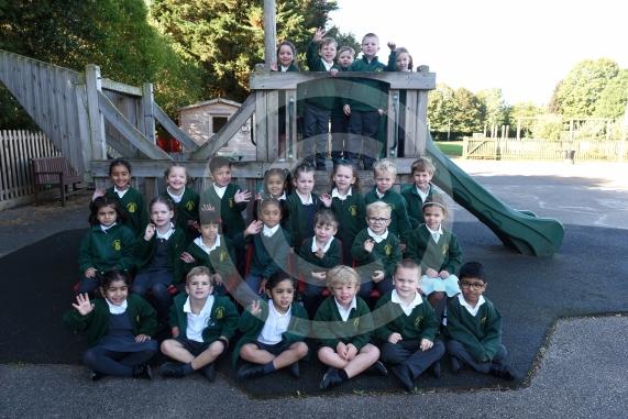 FIRST CLASS Dorney School, Dorney Reach, Maidenhead  SL6 0DY 1 class - Reception Class