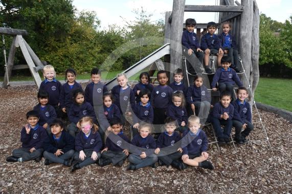 FIRST CLASS Hilltop First School  Clewer Hill Road  Windsor  SL4 4DW 1 class