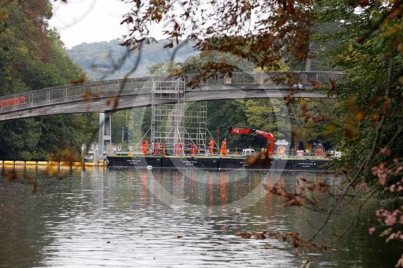 Temple Bridge, Hurley. The bridge has been closed since 2023 due to deterioration and they have started work this week to remove the central section. 