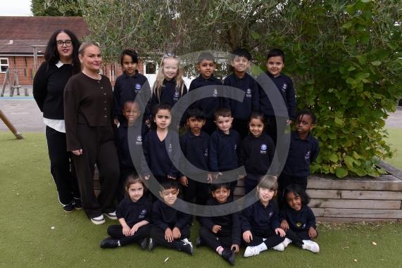 FIRST CLASS Riverside Primary School  Cookham Road  Maidenhead  SL6 7JA 2 classes -  MULBERRY CLASS - Miss Martin, Mrs Coulthard