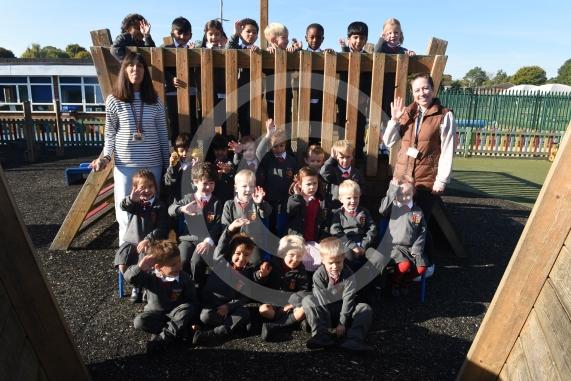 FIRST CLASS St Edmund Campion Catholic Primary School Altwood Road  Maidenhead SL6 4PX 2 classes - SQUIRRELS CLASS, Miss Noelia, Miss Lazenby, 