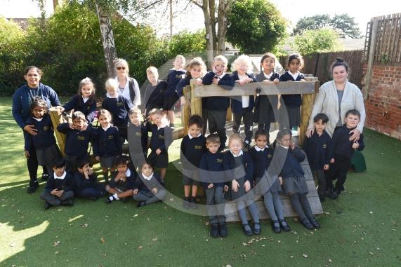 FIRST CLASS Boyne Hill CE Infant & Nursery School Rutland Road  Maidenhead  SL6 4HZ 2 classes  OAK CLASS Miss Matias, Mrs Hastings, Miss Haines