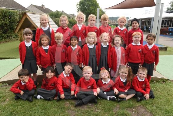 FIRST CLASS Homer First School  Testwood Road  Windsor  SL4 5RL 1 class DIAMOND CLASS