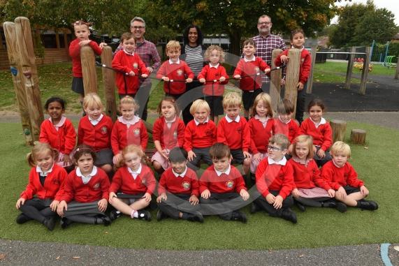 FIRST CLASS Marlow CE Infant School  Sandygate Road  Marlow  SL7 3AZ 2 classes BEE CLASS Mr Creese, Mrs Samarawwra, Mr Richardson