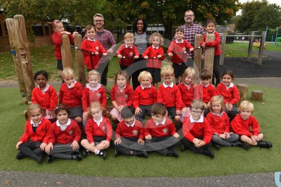 FIRST CLASS Marlow CE Infant School  Sandygate Road  Marlow  SL7 3AZ 2 classes BEE CLASS Mr Creese, Mrs Samarawwra, Mr Richardson