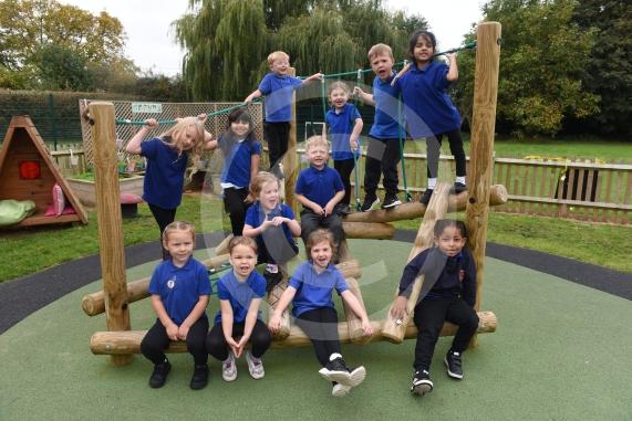 FIRST CLASS Foxes Piece School  Newfield Road, Marlow   1 class RECEPTION