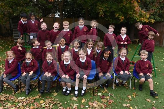 FIRST CLASS Holyport CE Primary School  Stroud Farm Road Holyport  SL6 2LP 1 class DONALDSON CLASS