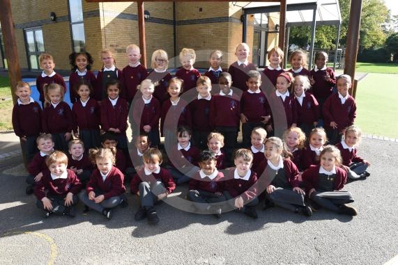 FIRST CLASS St Edward's Catholic First School  Parsonage Lane  Windsor  SL4 5EN 1 class - Fledglings