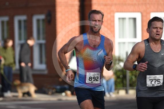 Maidenhead Half MarathonStarts from The Moors in Maidenhead at 9am Photos by Ian Longthorne