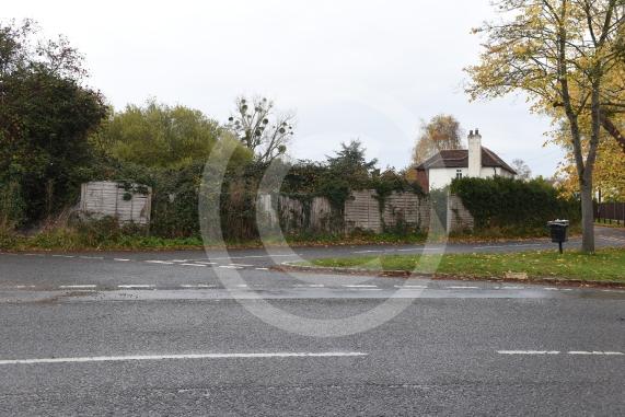 Land between Green View, Holyport Street, and Glenside, Holyport RoadThis week’s public notices include plans for a self-build home on a plot of land in the heart of Holyport.The site is the subject of three failed bids for housing already. 