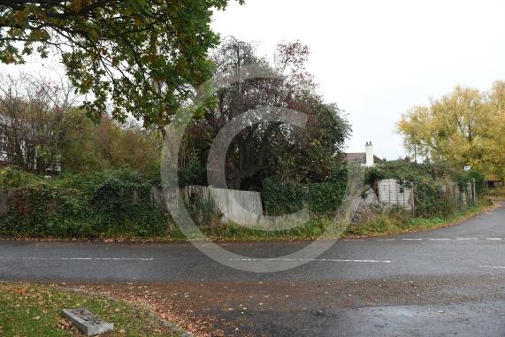 Land between Green View, Holyport Street, and Glenside, Holyport RoadThis week’s public notices include plans for a self-build home on a plot of land in the heart of Holyport.The site is the subject of three failed bids for housing already. 