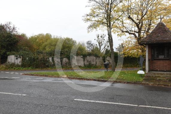 Land between Green View, Holyport Street, and Glenside, Holyport RoadThis week’s public notices include plans for a self-build home on a plot of land in the heart of Holyport.The site is the subject of three failed bids for housing already. 