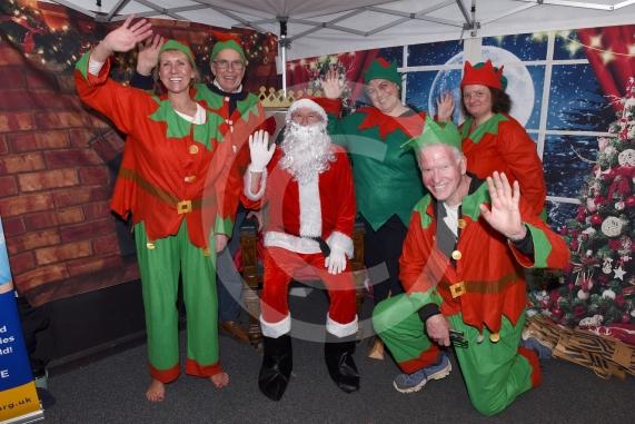 Maidenhead Christmas Lights Switch-OnAnnual extravaganza in St Ives Road, Maidenhead 