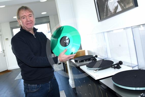 A new independent hi-fi shop has opened in WindsorOwner Ronnie Windsor Audio, 35 Alexandra Road, Windsor