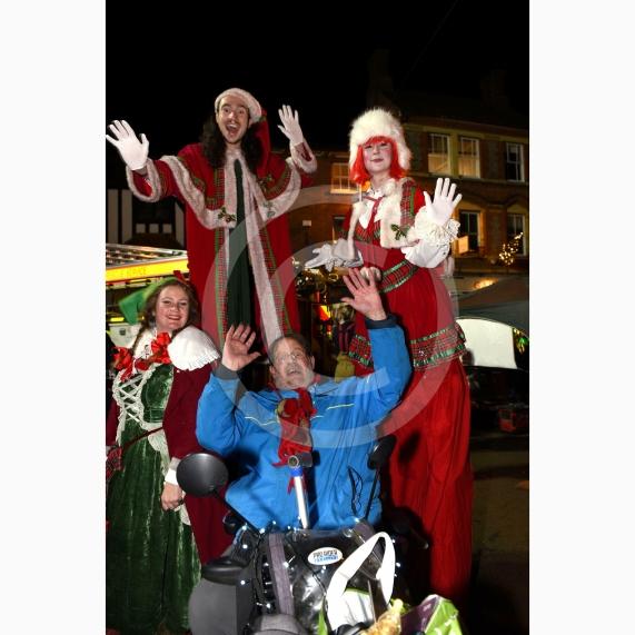 Henley Christmas FestivalFriday November 28th 2025Photos by Ian LongthorneDavid Rice-Evans and stilt-walkers
