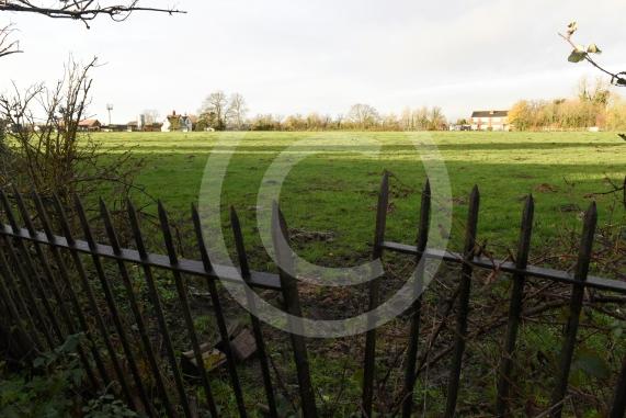 Land west of Lent Rise Road in Burnham has been earmarked as a site for up to 1,000 new homes by developer Croudace Homes. Shots of the land set for development.