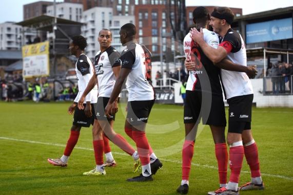 Maidenhead Utd V Hornchurch Ryan Peters first match in charge1-0 goal celebration