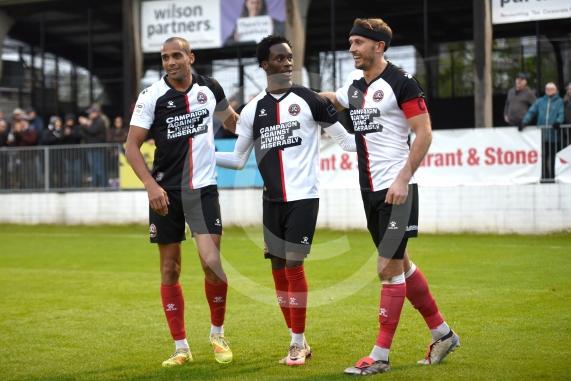 Maidenhead Utd V Hornchurch Ryan Peters first match in charge
