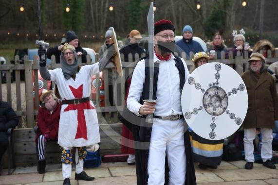 Mummers Play at the Dewdrop Inn in HurleyEllington Morris performing their traditional Mummers play on Boxing Day at two local pubs. The play features St.George and the Turkish fighting to the death and a Doctor and his wondrous horse then bringing the slain St.George back to life, assisted by Molly, Father Christmas, Jack Finney and Beelzebub. The side also collects donations for the Maidenhead Mencap Monday Club. 