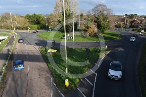 A &lsquo;significant upgrade&rsquo; to the water network on the A4 Bath Road Disruption is expected from January 5 until September 25.Advanced notice signs 