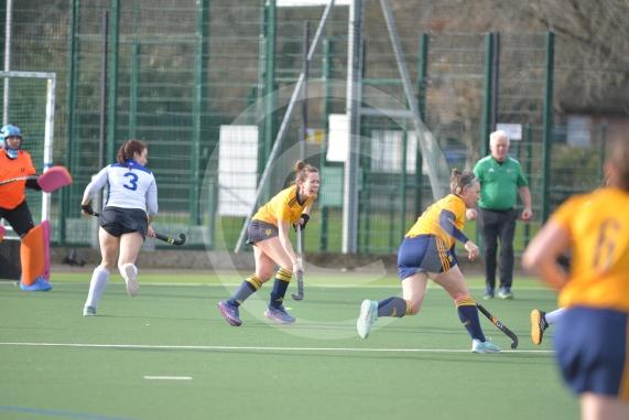 Henley Hockey Ladies 1st
