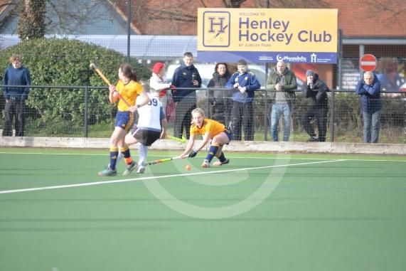 Henley Hockey Ladies 1st