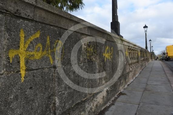 Maidenhead BridgeYellow Grafitti on the bridge