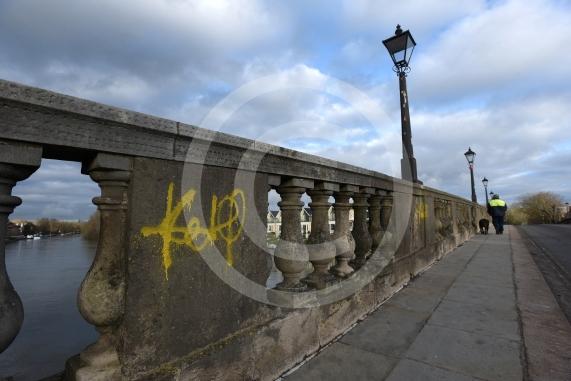 Maidenhead BridgeYellow Grafitti on the bridge