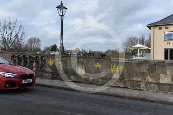 Maidenhead BridgeYellow Grafitti on the bridge