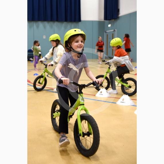Government 60 active minutes scheme.Active 60 Festival for 5 to 7 yr olds were organised & delivered by Ascot & Maidenhead School Sport Partnership. Braywick Leisure Centre sports hall, MaidenheadWaltham St Lawrence School