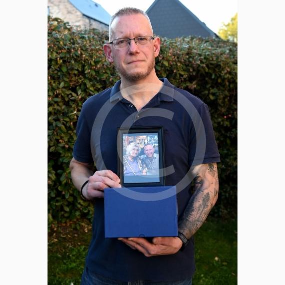 A Slough man entrusted with interring the ashes of his late grandmother at Braywick Cemetery is peeved with the council for how long it took them to reply to his enquiries.&nbsp;A Slough man entrusted with interring the ashes of his late grandmother at Braywick Cemetery is peeved with the council for how long it took them to reply to his enquiries.&nbsp;He&rsquo;s happy for a picture of him and his grandmother in her box at his Slough home, demonstrating that he still has these ashes.Barry Martin