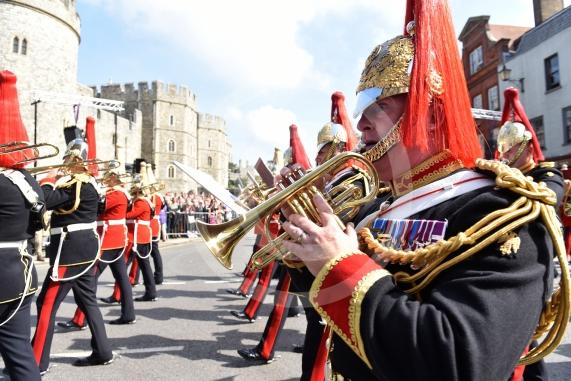 The Mayor. Councillor Mrs Christine Bateson and Town Crier, Chris Brown will be reading out the Proclamation of the Accession of King Charles III to the throne on Sunday 11th September
Castle Hill, Windsor