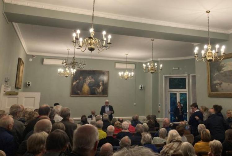 Marlow Town Council criticised for backing film studio plans after