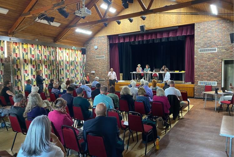 Owners of Datchet's Manor Hotel urged to revive venue or sell up